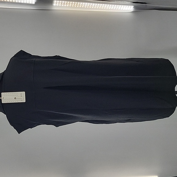 Elegant Black Sleeveless Dress With Pockets - Picture 15 of 16